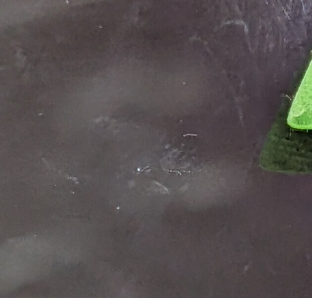 スペーシア1.2cmのひび割れ