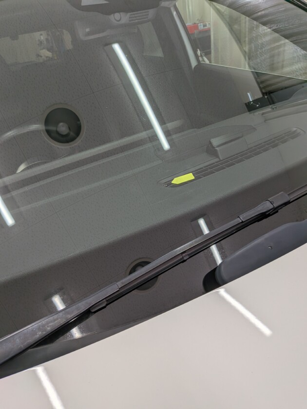 GLA200d1cmのひび割れ