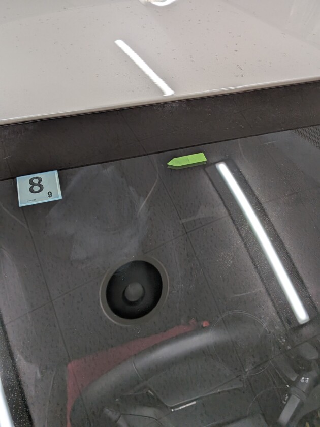 プリウス1.8cmのひび割れ