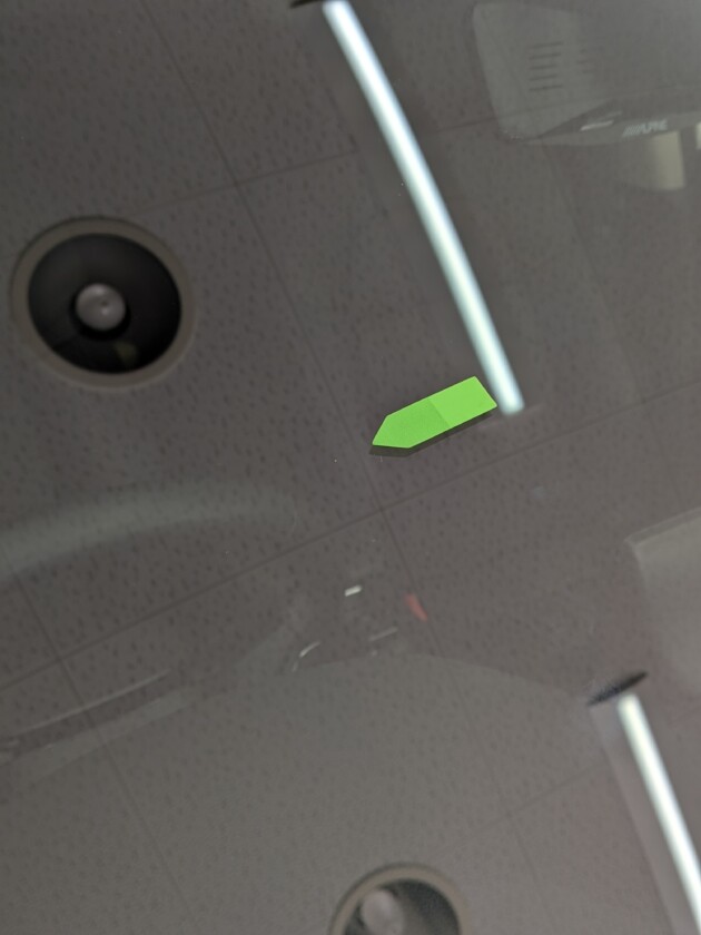 ZR-V2つのひび割れ