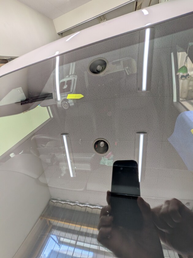 ステップワゴン1.7cmのひび割れ