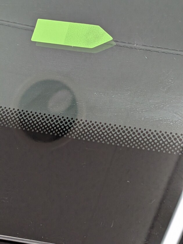 マセラティグレカーレ2.4cmのひび割れ