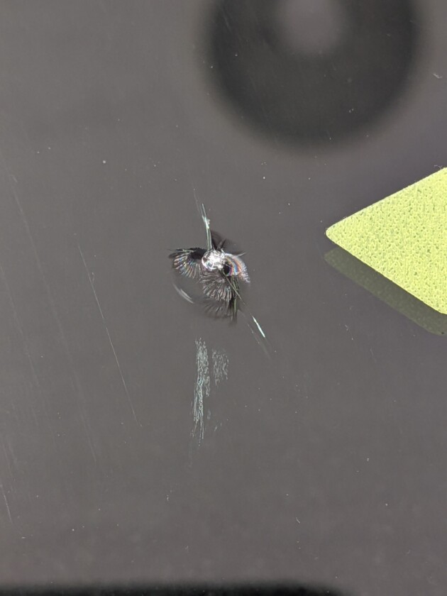 ステップワゴン1.8cmのひび割れ