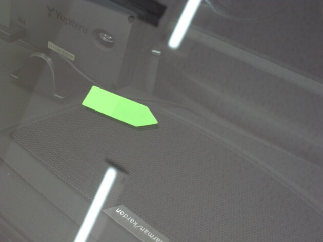 BMW320i2.2cmのひび割れ