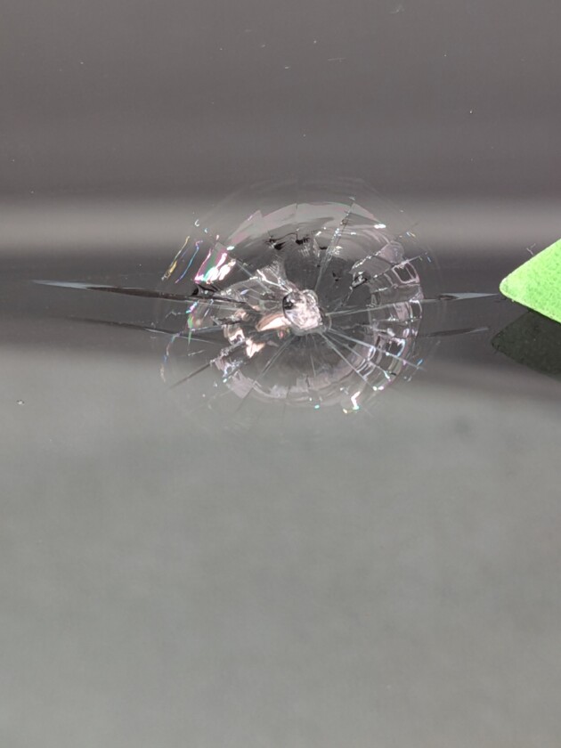 タイタン2.4cmのひび割れ