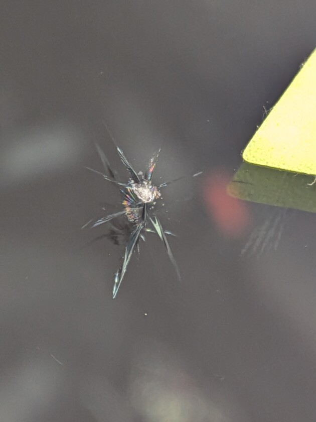 フリード1.3cmのひび割れ