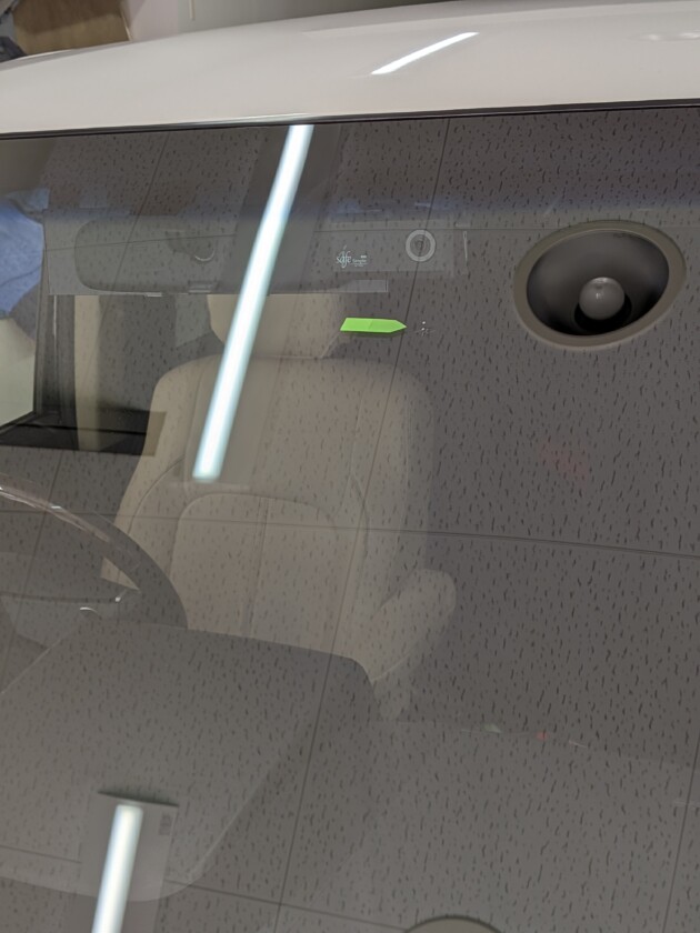 デリカD5ウインドリペア1.4cm